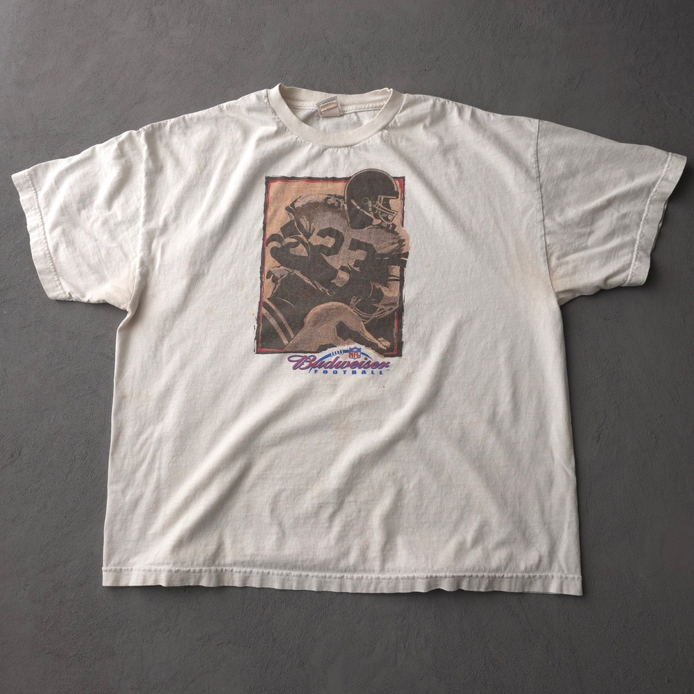 Vintage 2000s AAA White Budweiser Football T-shirt XXL Graphic